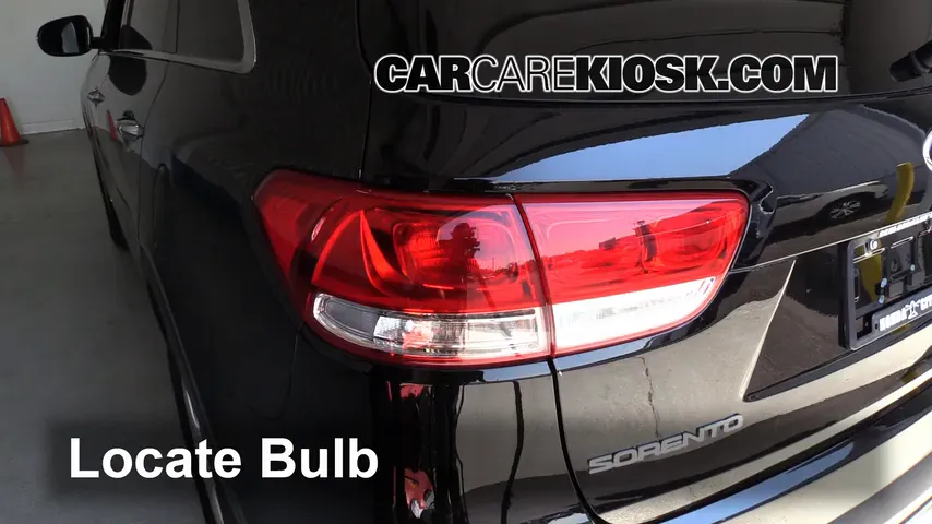 2016 Kia Sorento LX 3.3L V6 Lights Tail Light (replace bulb)